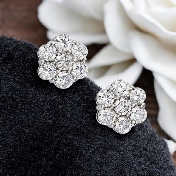 0.84ct Certified Multi-Moissanite Luxury Flower Stud Earrings Vvs1 - Picture 3 of 8